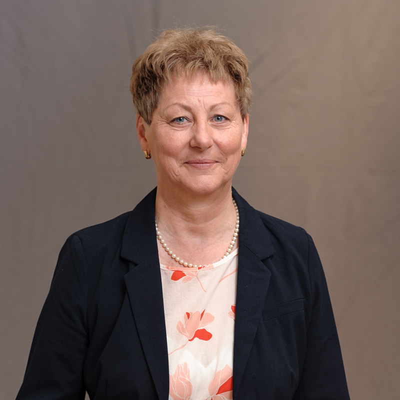  Petra Kutschal